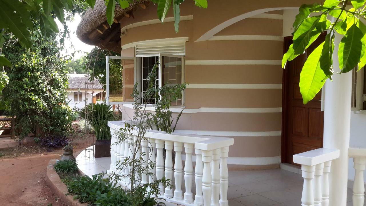 Brownstone Country Home Lira Zewnętrze zdjęcie